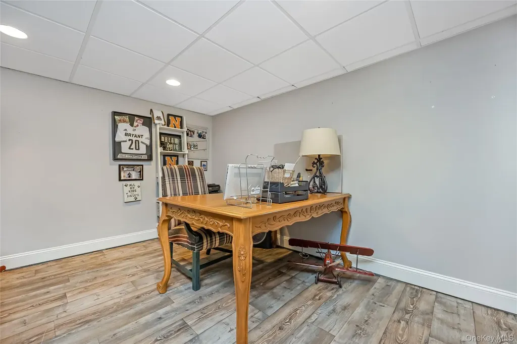 28 Clipper Drive Northport NY 11768