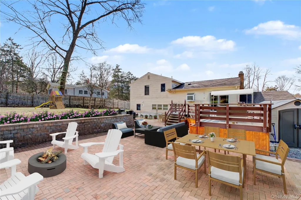 10 Horizon Hill Drive Poughkeepsie NY 12603