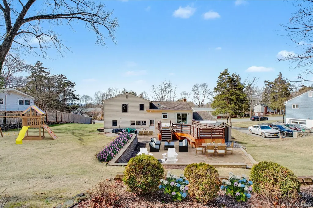 10 Horizon Hill Drive Poughkeepsie NY 12603