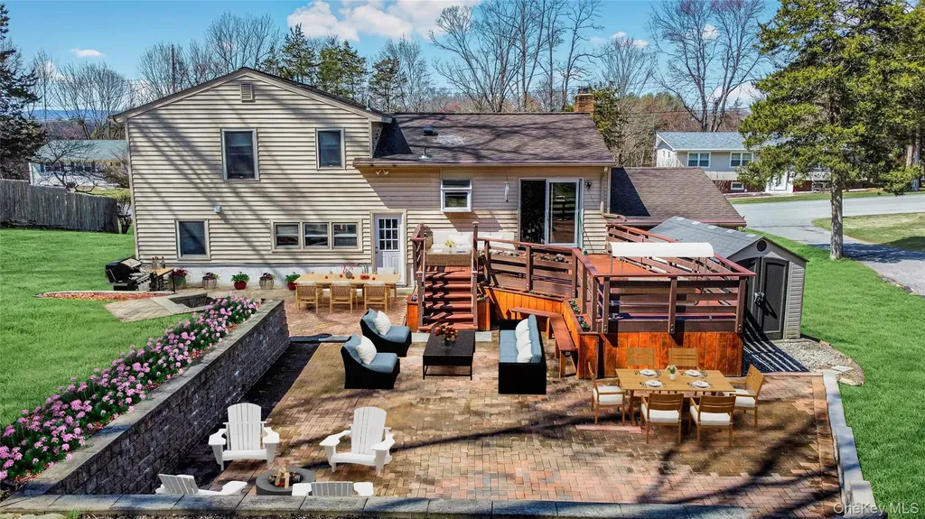 10 Horizon Hill Drive Poughkeepsie NY 12603