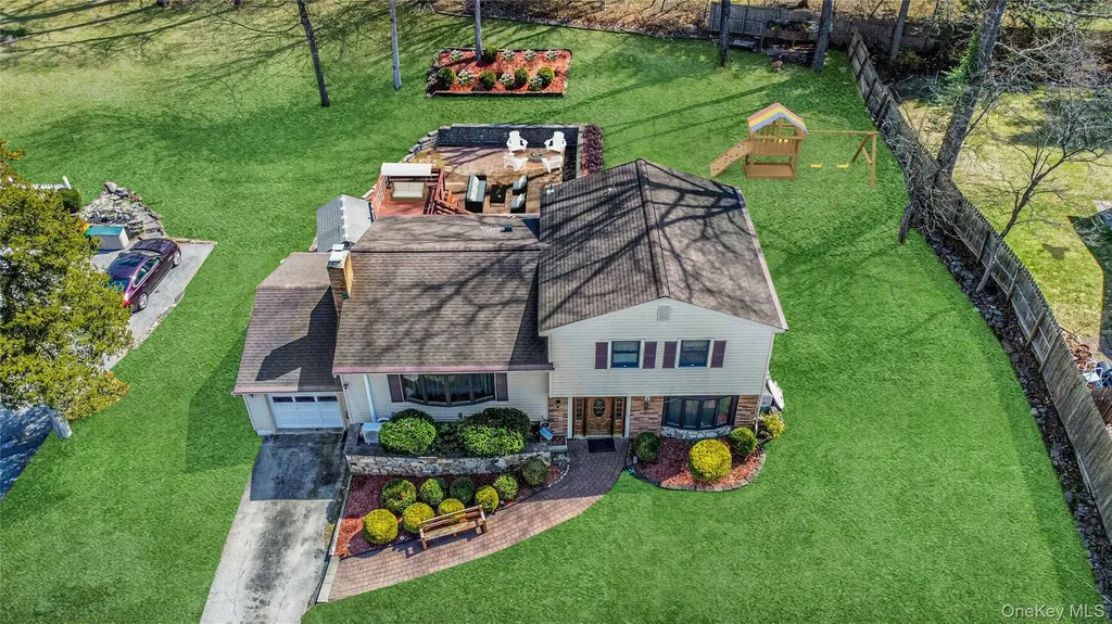 10 Horizon Hill Drive Poughkeepsie NY 12603