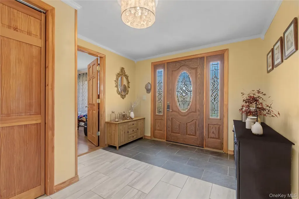 10 Horizon Hill Drive Poughkeepsie NY 12603
