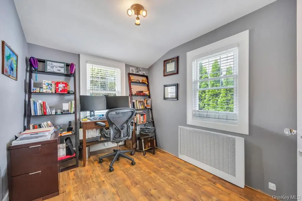 14 Lenox Avenue Lynbrook NY 11563
