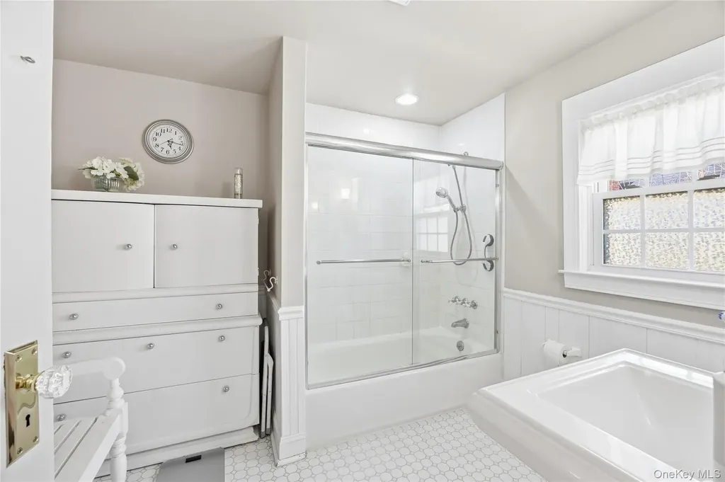3539 Park Avenue Wantagh NY 11793