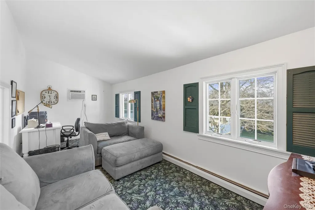 3539 Park Avenue Wantagh NY 11793