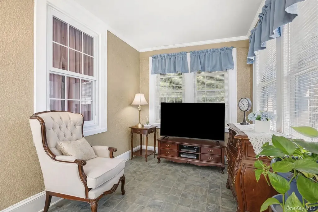 3539 Park Avenue Wantagh NY 11793