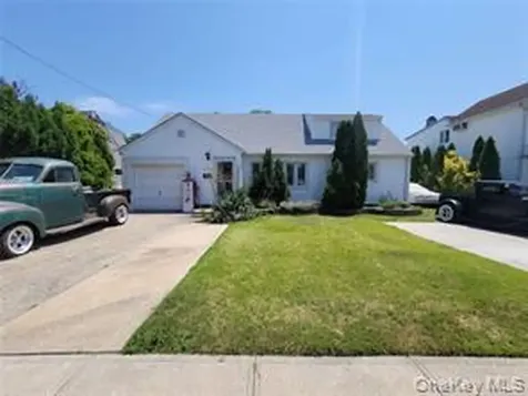 228 Chance Drive Oceanside NY 11572