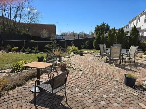 228 Chance Drive Oceanside NY 11572