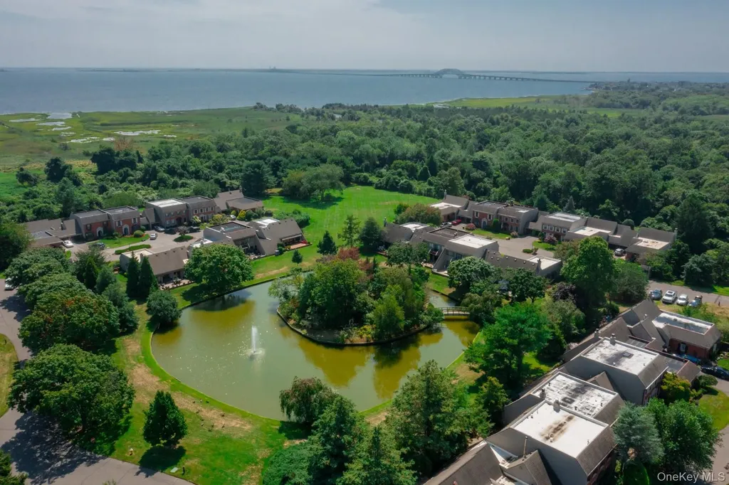 52 Admirals Drive E Bay Shore NY 11706