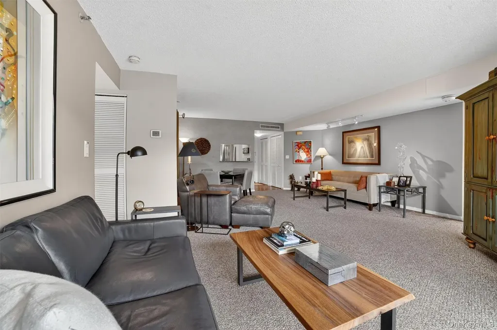 10 Stewart Place White Plains NY 10603