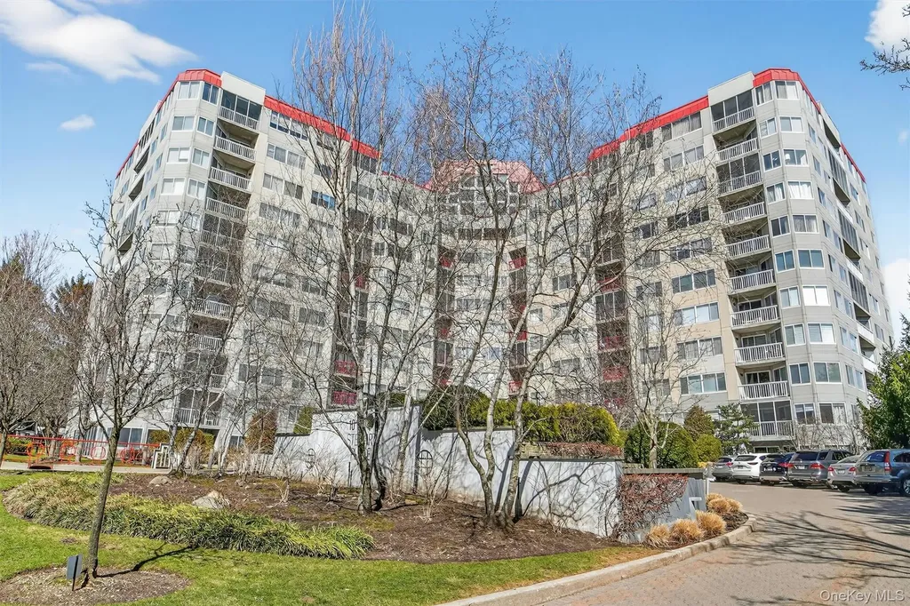 10 Stewart Place White Plains NY 10603
