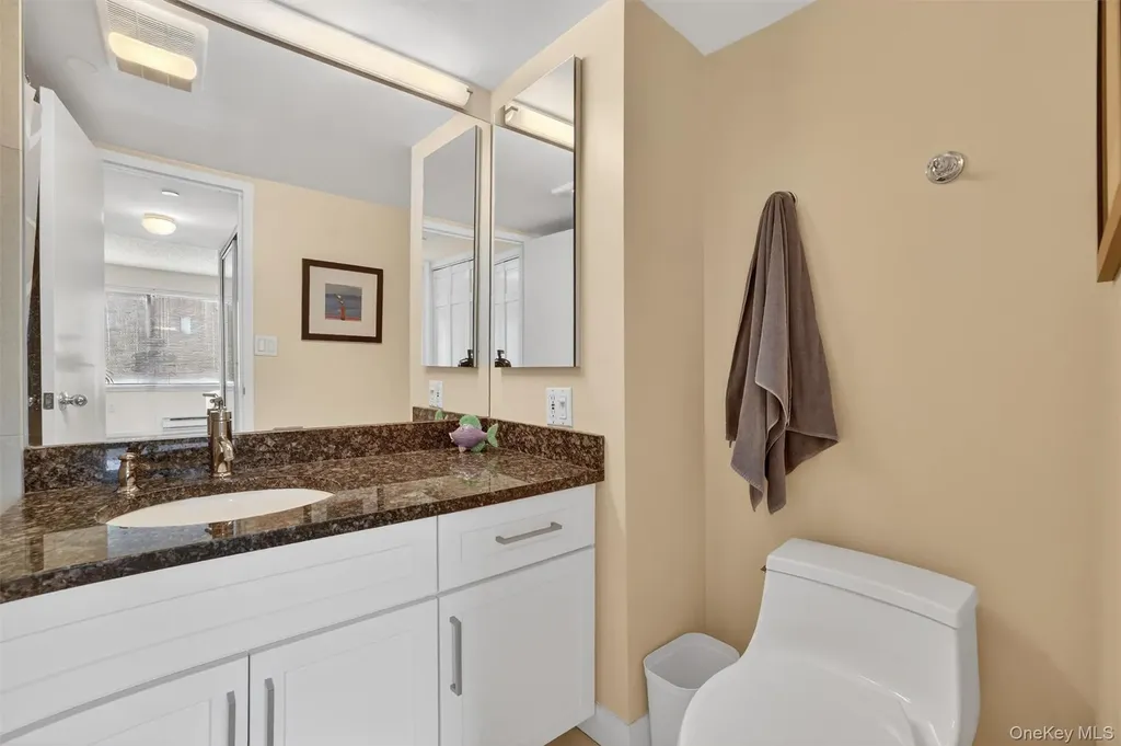 10 Stewart Place White Plains NY 10603