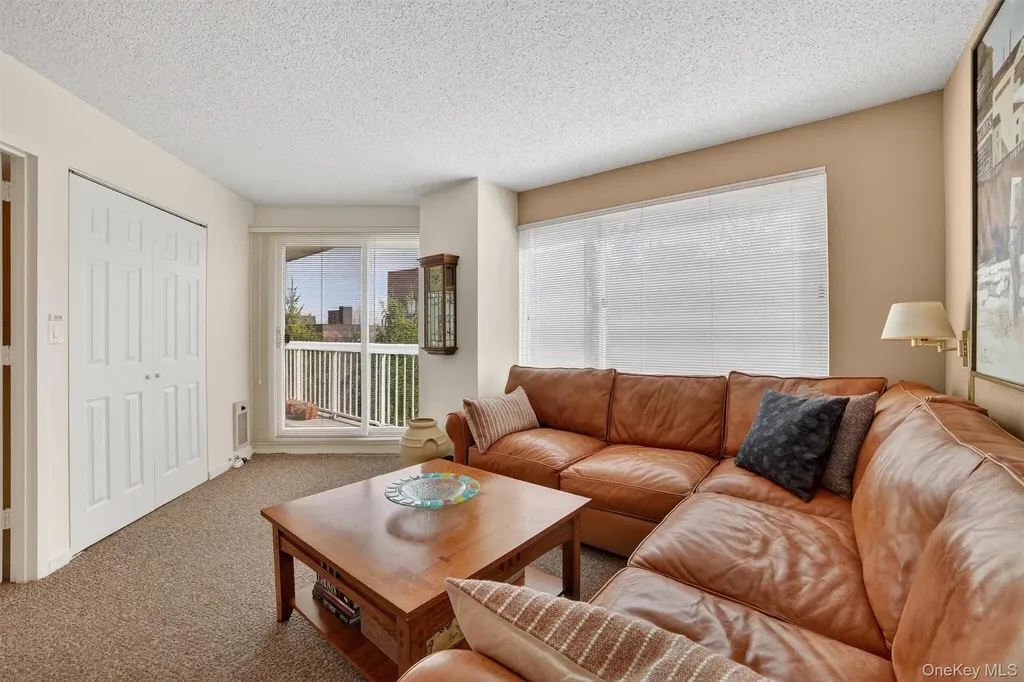 10 Stewart Place White Plains NY 10603