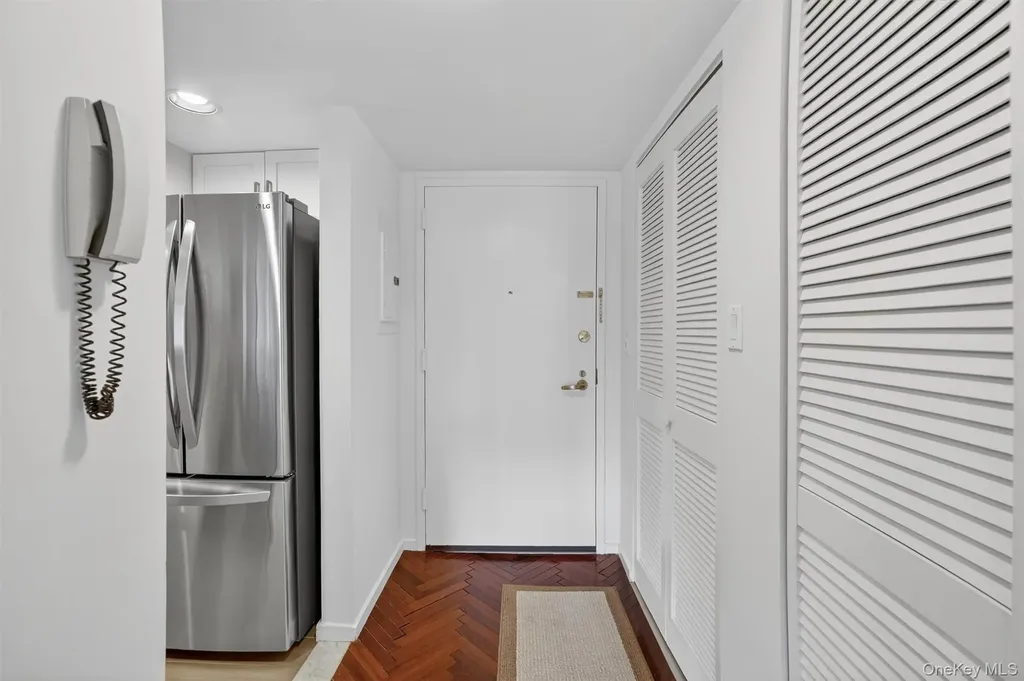 10 Stewart Place White Plains NY 10603