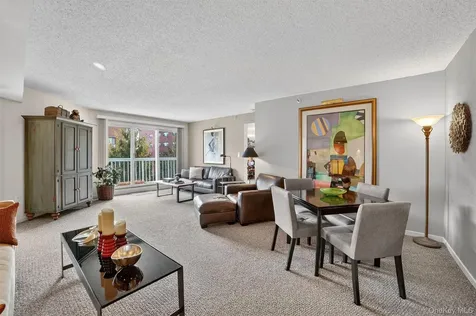 10 Stewart Place White Plains NY 10603