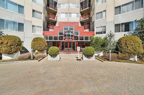 10 Stewart Place White Plains NY 10603