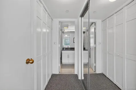 10 Stewart Place White Plains NY 10603
