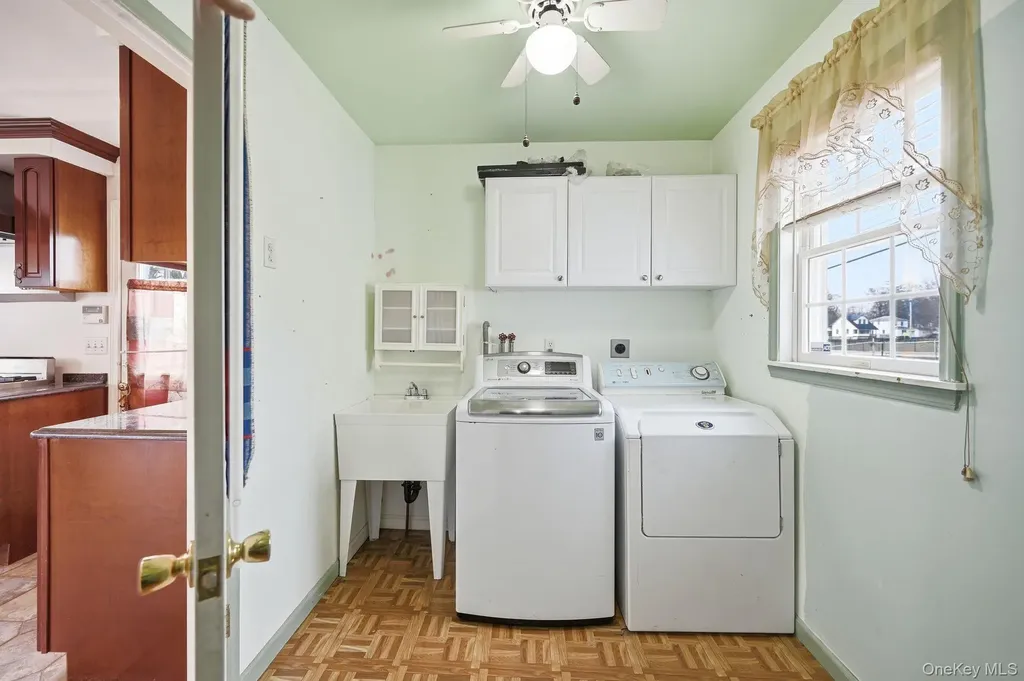 186 Violet Avenue Poughkeepsie NY 12601