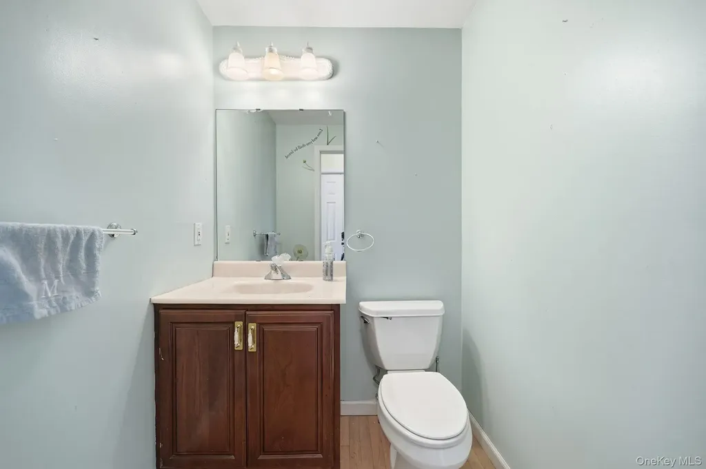 186 Violet Avenue Poughkeepsie NY 12601