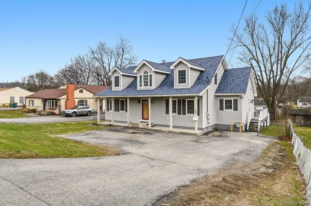 186 Violet Avenue Poughkeepsie NY 12601