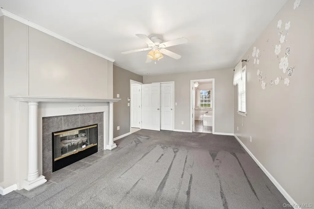186 Violet Avenue Poughkeepsie NY 12601