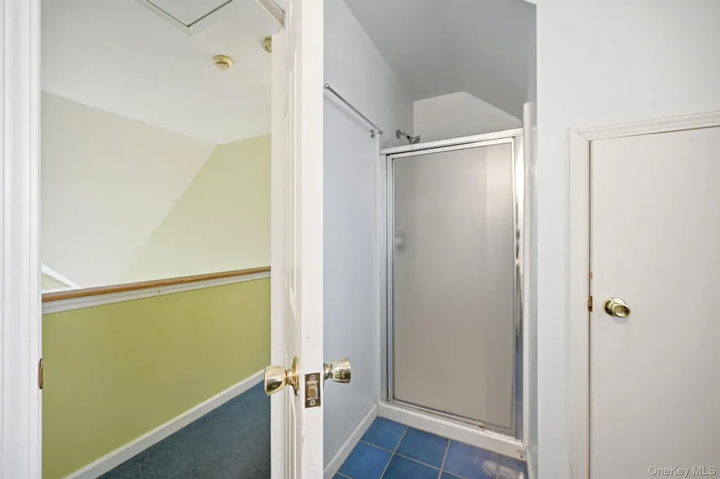 186 Violet Avenue Poughkeepsie NY 12601
