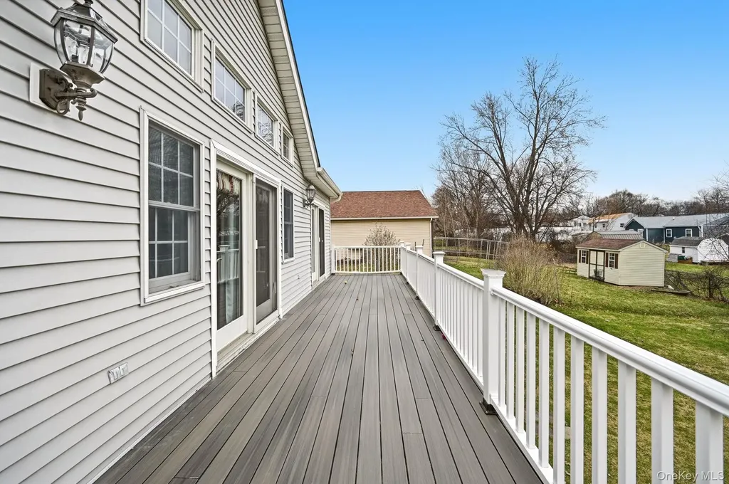 186 Violet Avenue Poughkeepsie NY 12601