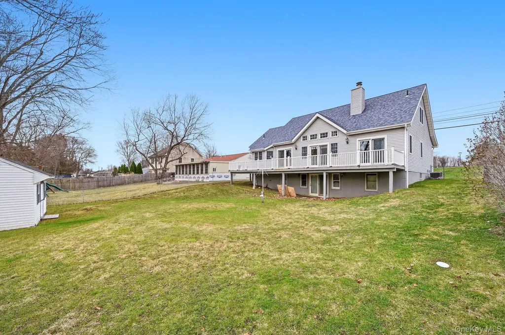 186 Violet Avenue Poughkeepsie NY 12601