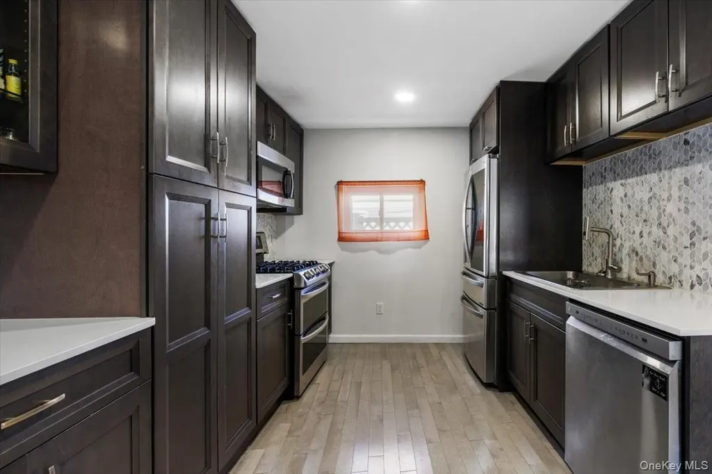 163D Edgwater Bronx NY 10465