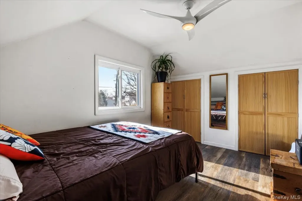 163D Edgwater Bronx NY 10465