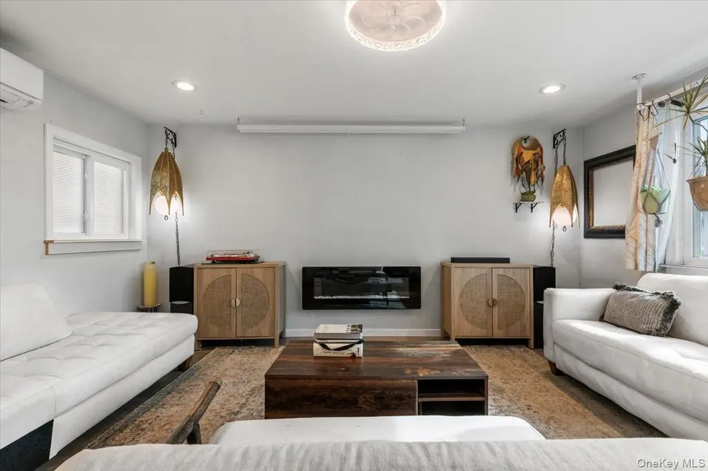 163D Edgwater Bronx NY 10465
