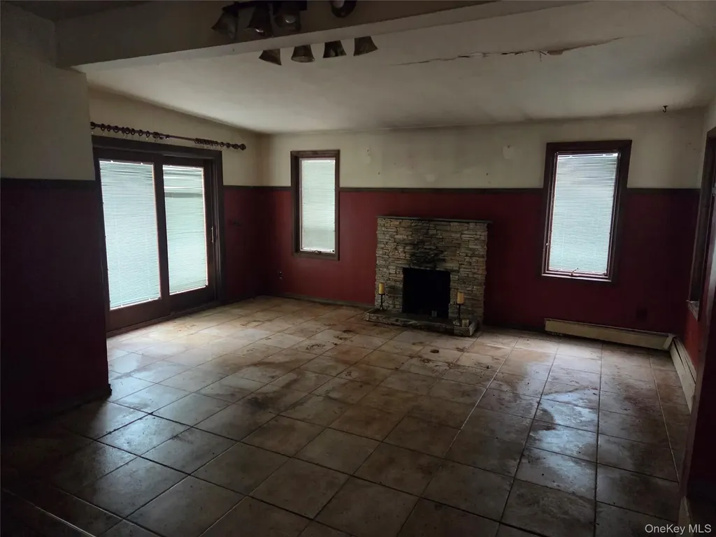 119 Cedar Street Centereach NY 11720