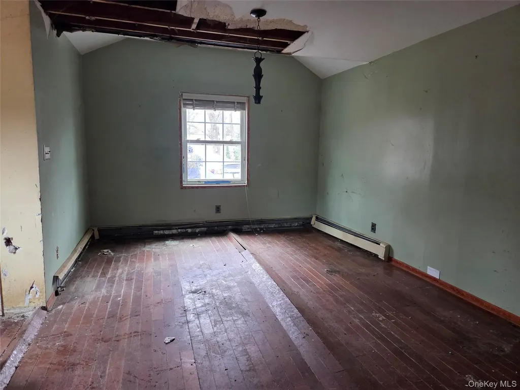 119 Cedar Street Centereach NY 11720
