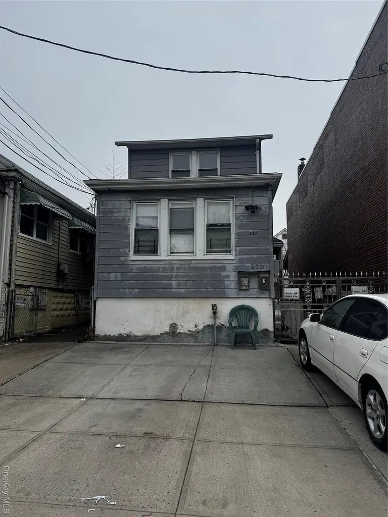 420 Thieriot Avenue Bronx NY 10473
