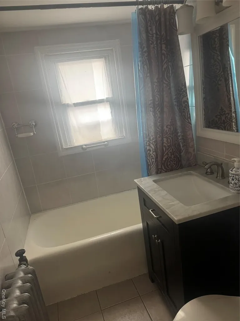 420 Thieriot Avenue Bronx NY 10473
