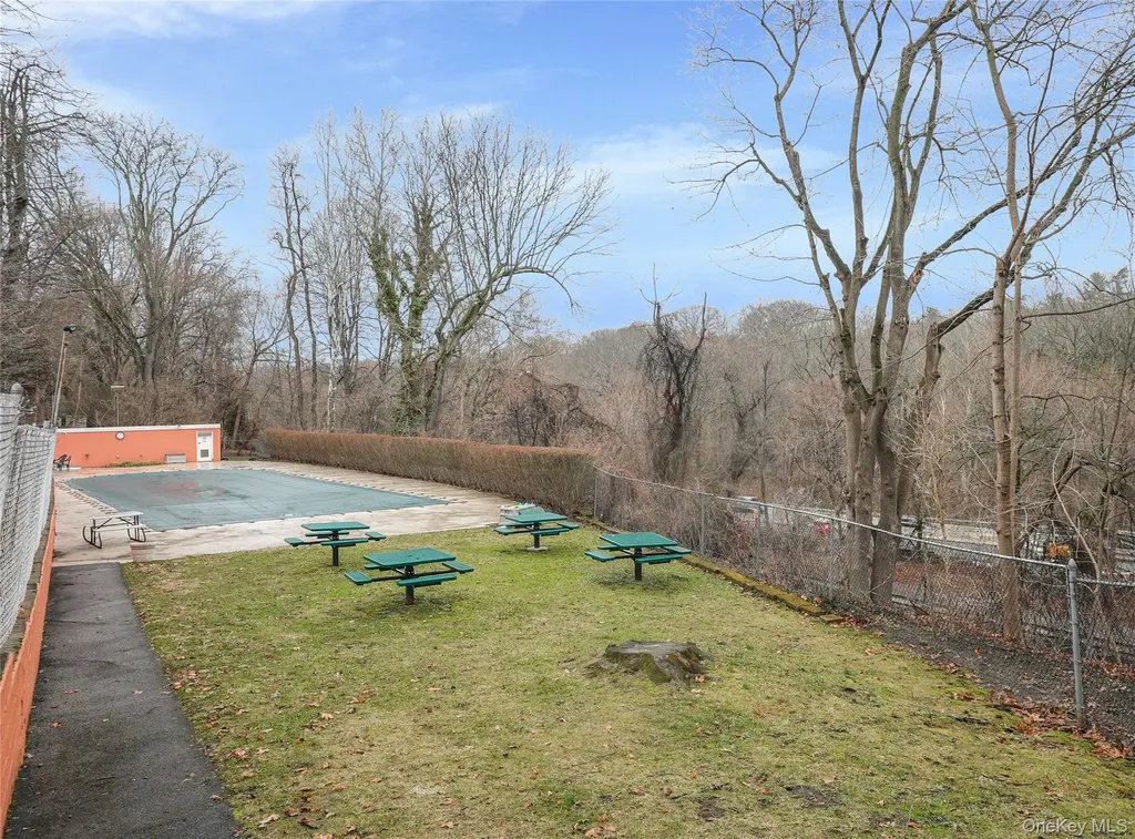 35 Rockledge Road Hartsdale NY 10530