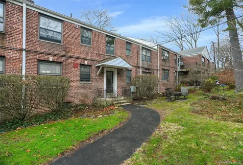 35 Rockledge Road Hartsdale NY 10530