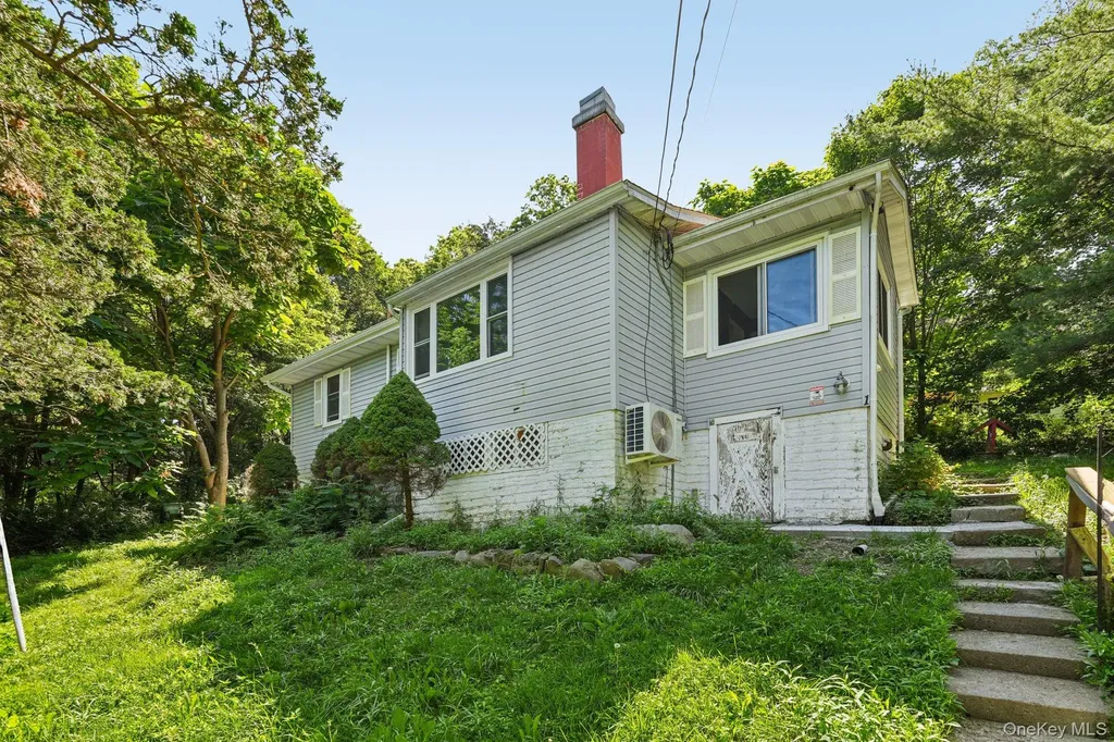 1 Whippoorwill Trail Monroe NY 10950
