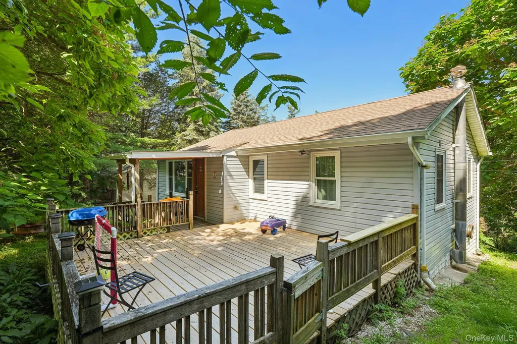 1 Whippoorwill Trail Monroe NY 10950