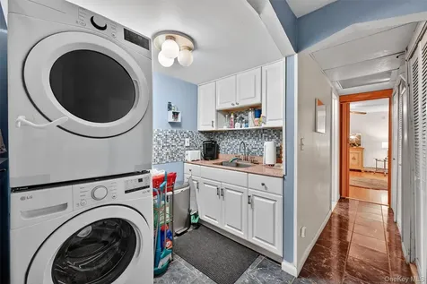 3 Samsondale Avenue West Haverstraw NY 10993