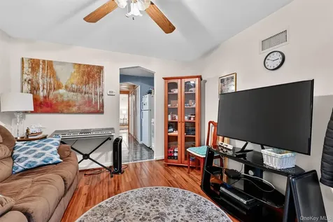 3 Samsondale Avenue West Haverstraw NY 10993