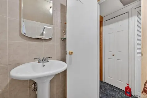 3 Samsondale Avenue West Haverstraw NY 10993