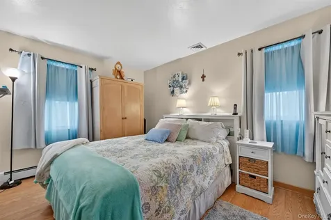 3 Samsondale Avenue West Haverstraw NY 10993