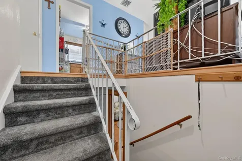 3 Samsondale Avenue West Haverstraw NY 10993