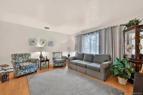 3 Samsondale Avenue West Haverstraw NY 10993