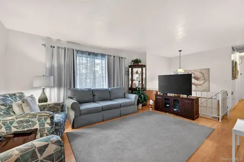 3 Samsondale Avenue West Haverstraw NY 10993