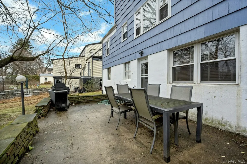 260 5th Street Mamaroneck NY 10543