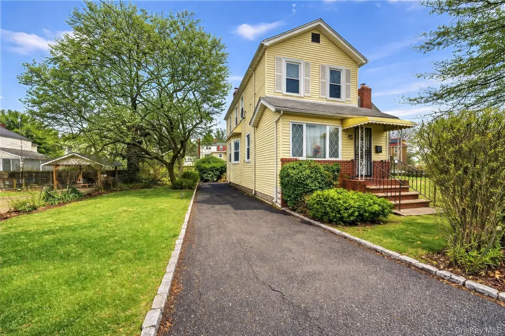 28 Glen Road Yonkers NY 10704