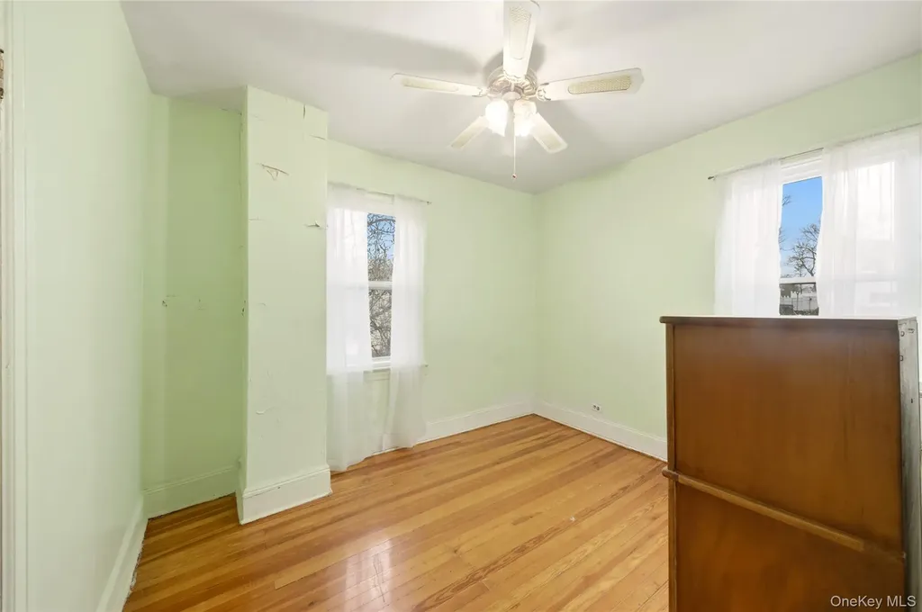 28 Glen Road Yonkers NY 10704