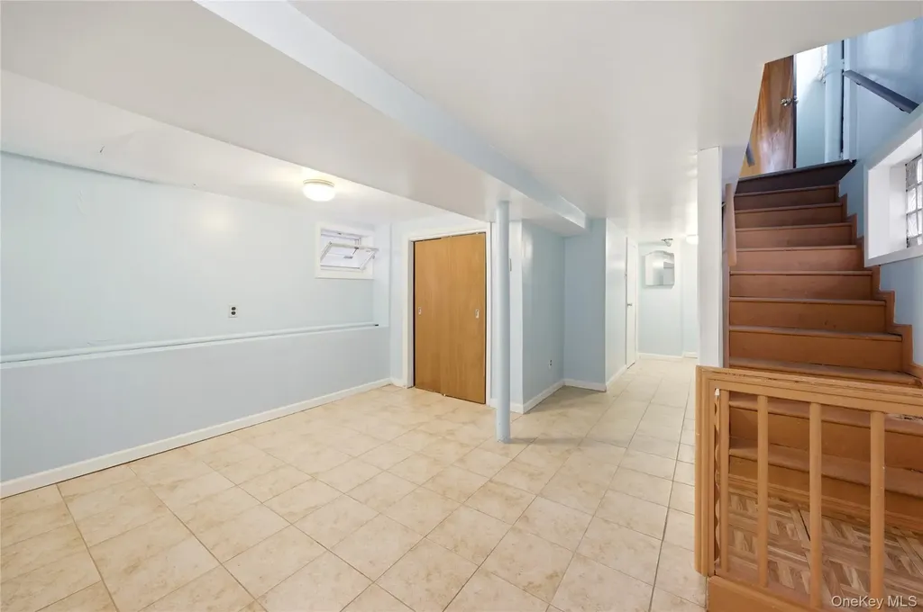 28 Glen Road Yonkers NY 10704